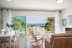 Гостиница Protaras Beachfront Sirina Lina Suite  Паралимни